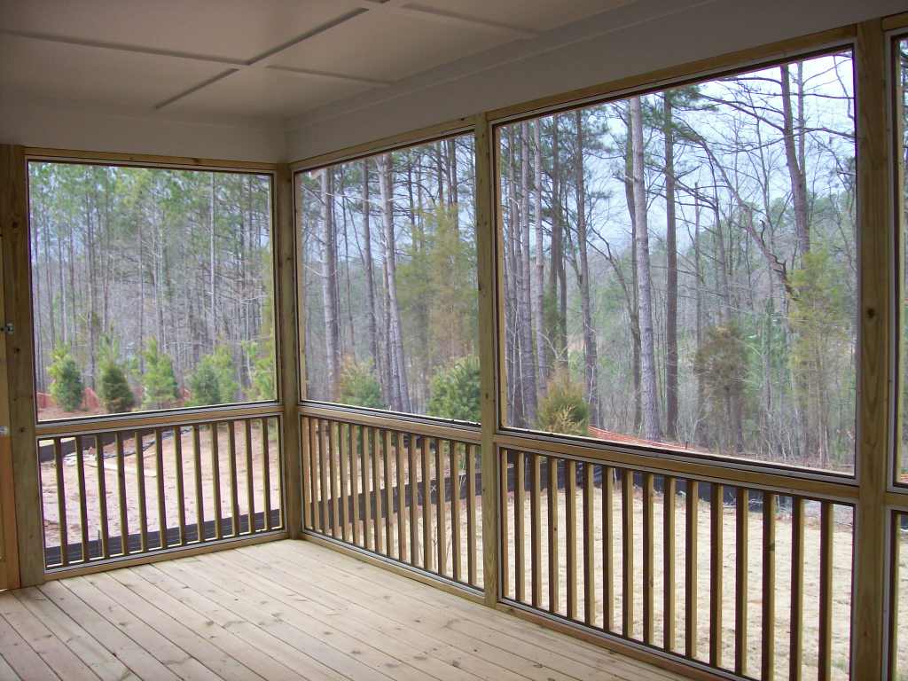 Phillips Place Screened in Porch